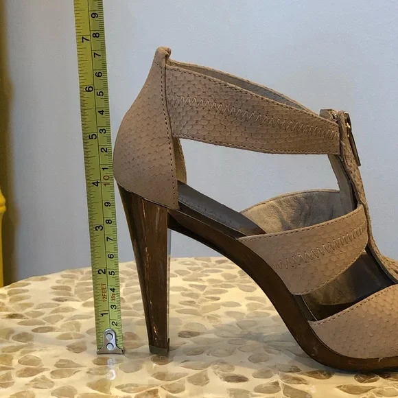 Michael Kors Bronze Metallic & Taupe Faux Snake Skin Pumps - Zipper Front - 8.5 - Picture 10 of 14
